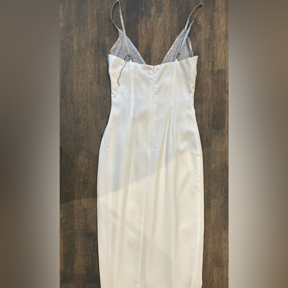 NBD Heera Gown Ivory - Picture 6 of 6